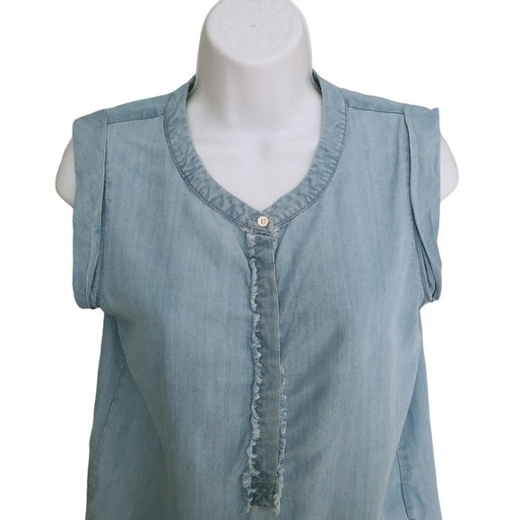 Reitmans Denim  Jean Sleeveless Blouse Raw Edges Faded Blue XS - Picture 2 of 7